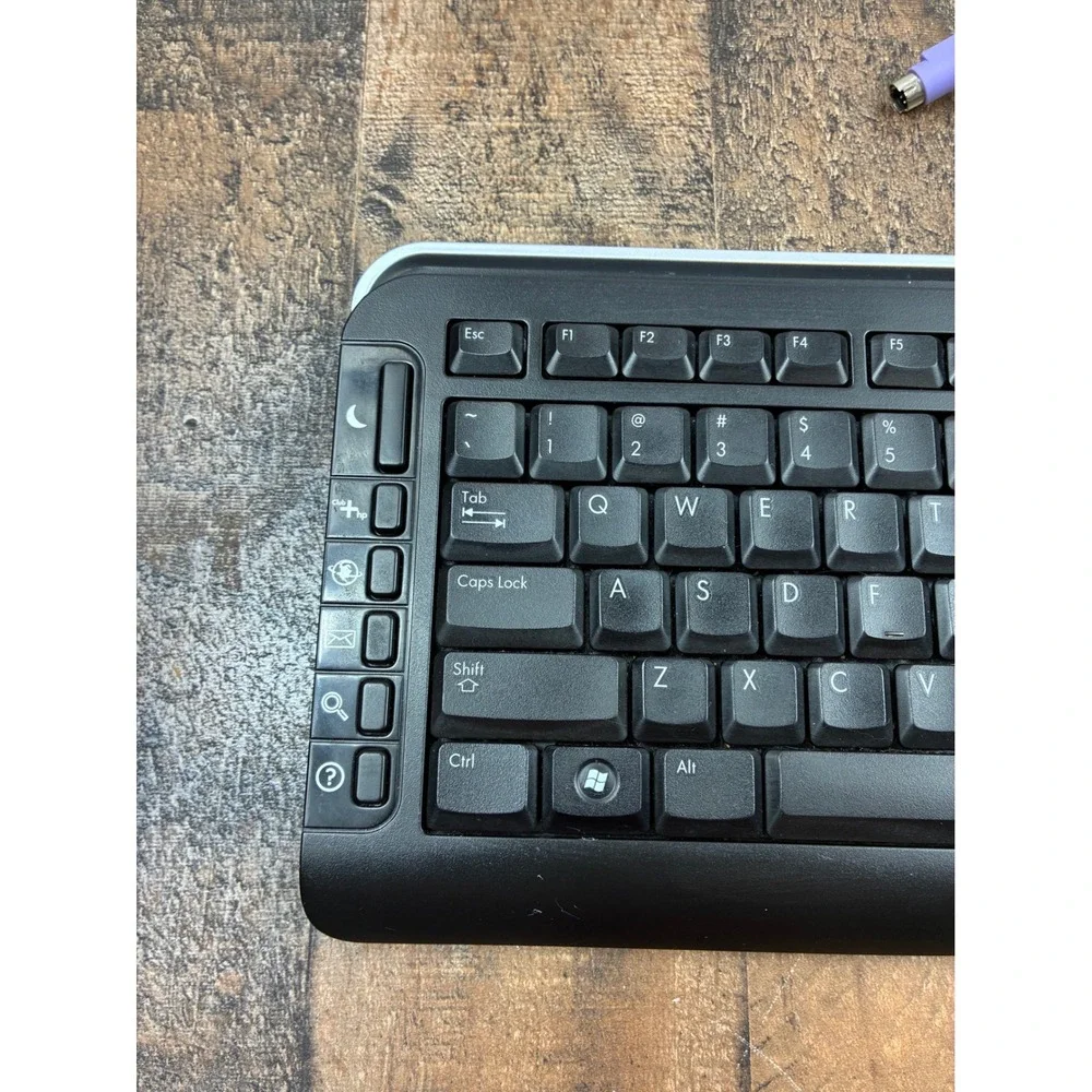 HP Multimedia Keyboard Wired PS/2 Black Silver KB-0601 5188-6077 Used